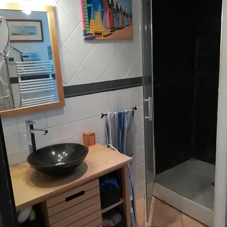 Bed and Breakfast Chambre Chez L'Habitant Trangé